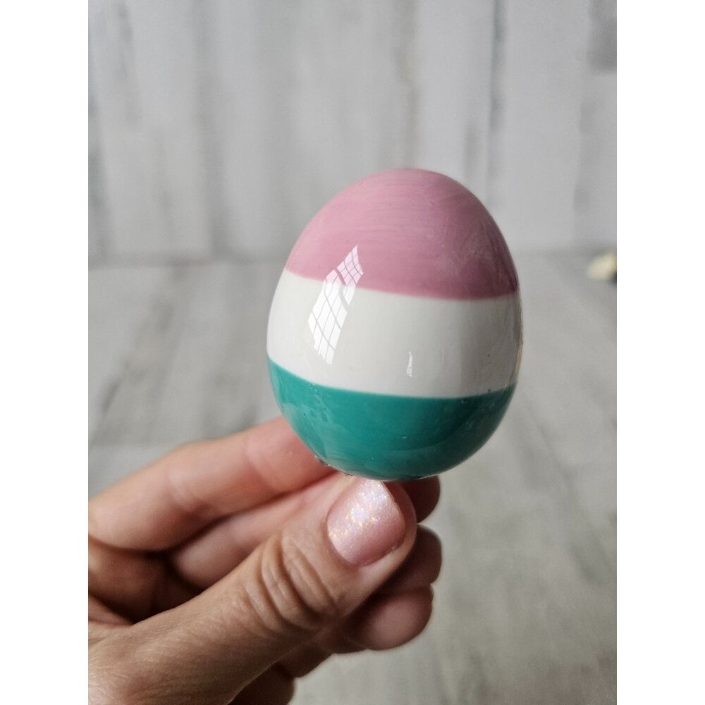 Nora Fleming a179 eggstra‎ special Easter egg pink striped mini